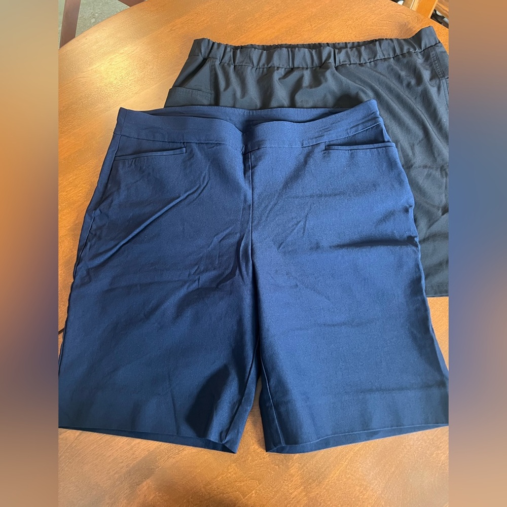 Chico's Deep Blue Women's Shorts & Chico’s Black Skort 2.5 Chico’s (14 standard)